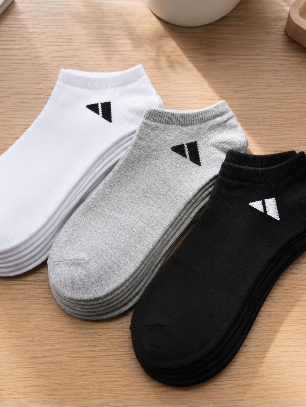 Low-Cut Athletic Socks Pack — White, Gray & Black